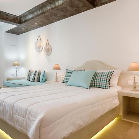 B Suites ฟิรา ภายนอก รูปภาพ